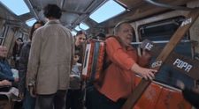 Primul film românesc realizat exclusiv într-un vagon de metrou ajunge pe marile ecrane
