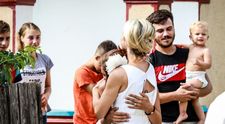 VIDEO Fratele mai mare le-a devenit tată și prieten. Drama familiei Filip
