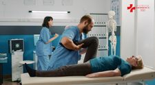 (P) Condiție fizică deteriorată? Beneficiază de servicii complete de recuperare medicală la Clinica Eminescu 100!