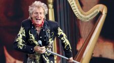 Rod Stewart s-a pozat alături de patru dintre mamele copiilor lui. Cum arată fostele lui cuceriri