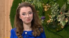 Cum spunem corect: podcasturi, followers sau fake news-uri? Explicațiile Corinei Popa, la „Vorbește lumea”