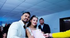 Cum arată soacra lui Jador. Artistul a postat primele imagini cu mama Oanei Ciocan, la doar câteva zile de la nuntă: „Ia uite!”