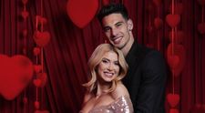 Andreea Bălan a decis ce nume va purta după nunta cu Victor Cornea. Artista va ajunge din nou în fața altarului peste doar câteva săptămâni, iar emoțiile sunt din ce în ce mai mari: „Pentru el, a fost un semnal clar”