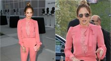 Jennifer Lopez, cea mai eleganta aparitie de anul acesta. Tinuta sexy si feminina, care i-a impresionat pe fanii ei