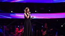 Vocea României 2024, 25 octombrie. Ilona Dănilă nu a întors niciun scaun în această seară, deși are o voce bună. Care este motivul. Remarca pe care Tudor Chirilă i-a făcut-o: „Nu băgăm ceva în scenă ca să...”