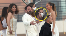 Fiica lui Ben Affleck, Violet, singura cu mască la petrecerea de 4 iulie a lui Michael Rubin