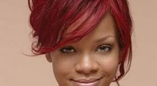 Rihanna pozeaza nud pentru o campanie publicitara! FOTO