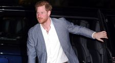 Prințul Harry, costumat în Moș Crăciun. Ce mesaj le-a transmis unor copii speciali
