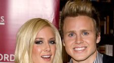 Sunt casatoriti de cinci ani si par mai indragostiti ca niciodata! Heidi Montag si Spencer Pratt, surprinsi in ipostaze tandre
