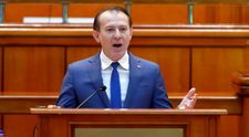 Fotografia cu Florin Cîțu devenită virală după votul zdrobitor din Parlament