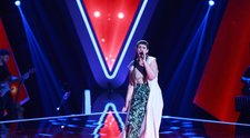 Vocea României, sezonul 10: Sofia Mărculescu s-a jucat cu piesa Down On My Knees și a întors trei scaune