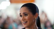 Meghan Markle, desființată după ce a vizitat un centru pentru femei fără adăpost într-o ținută de 105.000 dolari: ”Insensibilă!”