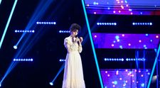 Vocea Românie 2025, 31 octombrie. Roxana Azamfirei a ridicat sala în picioare cu melodia „Hava Nagila”. Smiley: „M-am întors pentru curajul că ai cântat piesa asta”
