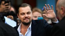 Leonardo DiCaprio își neagă vârsta prin orice mijloace! Marele actor de la Hollywood și-a vopsit părul și sprâncenele