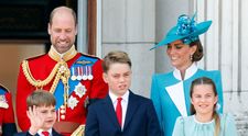 Prințul George ar putea rupe o tradiția regală veche de sute de ani. Chiar Prințul William și Kate Middleton iau în considerare opțiunea