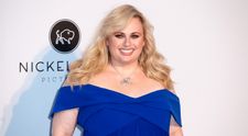 Cum a reușit Rebel Wilson să slăbească peste 36 kg fără să renunțe la burgeri sau cartofi prăjiți. Transformarea ei este una spectaculoasă