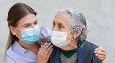 (P) Cum să alegem un cămin de bătrâni pentru părinții sau bunicii noștri