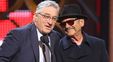 Ce se întâmplă când îi calci pe bătături pe Robert de Niro și Joe Pesci. Atenție, se râde cu poftă