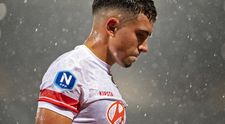 VIDEO- Un fotbalist celebru a fost victima unui jaf violent. Șase bărbaţi cu cagule l-au sechestrat şi jefuit