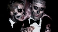 Lady Gaga le cere scuze rudelor lui Zombie Boy, modelul care a fost găsit mort săptămâna trecută. Care e motivul