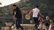 Impreuna pana la final - Ipate si Strunila isi continua aventura la Ferma Vedetelor
