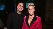 Pink rupe tăcerea despre zvonurile despărțirii de Carey Hart, după 20 de ani de căsnicie. Primele declarații:  „Cine știe ce s-ar putea întâmpla”