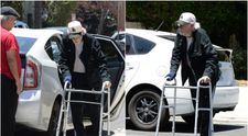 Îl recunoști? Actorul legendar de la Hollywood, surprins deplasându-se pe stradă cu un cadru metalic. Imagini dureroase cu Bruce Dern