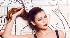 Alina Eremia, cu abdomenul la vedere dupa ce a slabit spectaculos. Cum arata artista intr-un top sexy si decupat