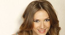 Raluca Dumitrescu (Adela Popescu)