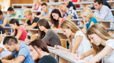 Studentii Universitatii Bucuresti au obtinut trei medalii de aur,doua de argint si trei de bronz la competitia Markstrat