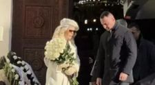 De ce s-a îmbrăcat în alb Loredana Groza la înmormântarea tatălui ei, Vasile Groza