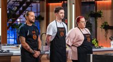 Eliminare șocantă la MasterChef România! Cine este concurentul care părăsește definitiv concursul: „Lasă șorțul!”. Nimeni nu se aștepta la asta!