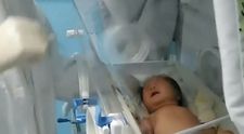 Cel mai mic luptător cu coronavirus. Un bebeluș de numai 17 săptămâni a trecut cu bine peste infecție