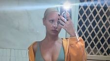 Nu ține cont că a venit toamna! Alexandra Stan, topless pe Instagram: Cum s-a fotografiat artista