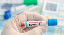 Studiu îngrijorător despre coronavirus. Ne protejează anticorpii de o nouă infectare?