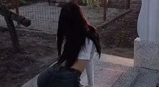 Videoclip viral pe TikTok: O tânără s-a filmat în timp ce dansa lasciv pe un mormânt