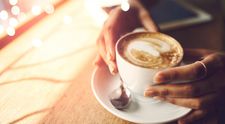 Ce se intampla cu corpul tau atunci cand bei cafea. 8 efecte pe care nu le stiai