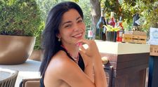 Actrița Merve Boluğu din Suleyman Magnificul s-a căsătorit cu un celebru cântăreț turc. Primele imagini de la nuntă