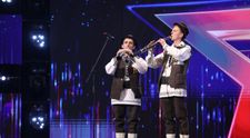 Românii au talent 2021: Ciprian și Teodor Vârciu au făcut spectacol pe scena talentelor cu momentul lor de folclor