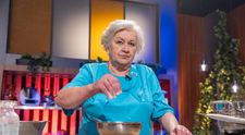 MasterChef 2025, 8 septembrie. Silvia Lazăr are 79 de ani, dar energia ei este ca la 20 de ani. Chefii au rămas impresionați de preparatul său din piept de pui: „Îmi plouă în gură!”