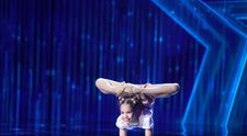 Românii au talent 2020 - Bianca Purice, număr impresionant de contorsionism