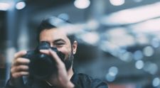 VIDEO Din avocat a ajuns fotograf