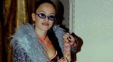 O recunoști? Imagine rară cu una dintre cele mai mari artiste din România! Astăzi are milioane de fani și concerte pe bandă rulantă, însă puțini știu cum arăta acum 23 de ani