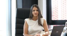 Cine este Andreea Cornea, protagonista următorului episod Șef sub acoperire