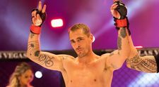 Vladimir Drăghia, prima declarație după ce l-a bătut în cușcă pe Cornel Păsat. Cât timp s-a antrenat actorul din „Clanul”