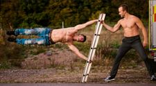 Cinci trucuri pentru a deveni un „steag uman”, explicate de unul dintre cei mai tari testeri Ninja Warrior