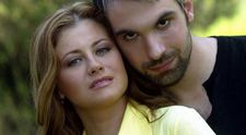 Corina Dănilă, cunoscută pentru rolul în telenovela fenomen „Numai iubirea”, a fost surprinsă de paparazzi cu iubitul misterios. Primele imagini cu cei doi