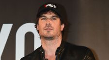 Mai are puțin și face 50 de ani, dar arată în continuare ca la 25. Starul din „Jurnalele vampirilor”, Ian Somerhalder, tot mai chipeș cu trecerea anilor