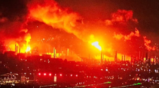 Los Angeles, zguduit de o explozie masivă. Incendiul a pornit de la o rafinărie Chevron. Reacția oamenilor: ”Credeam că a căzut bomba nucleară pe noi”