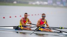 Cine sunt băieții care au obținut medalia de AUR la canotaj, la Jocurile Olimpice 2024. Cornea Andrei și Enache Marian au câștigat proba de dublu vâsle masculin